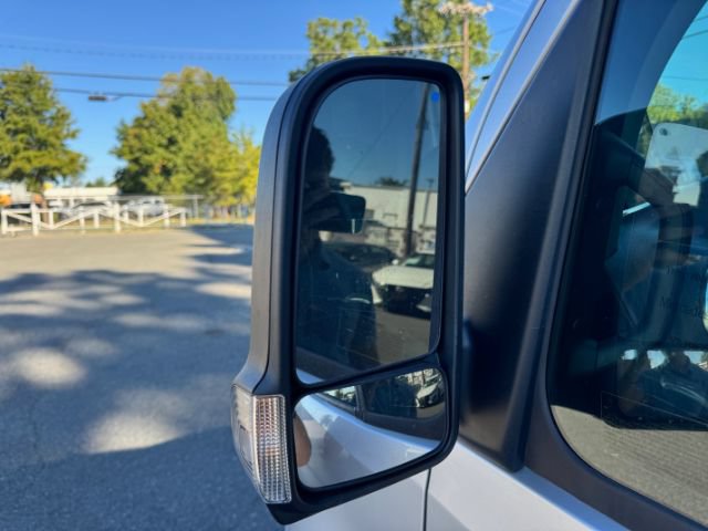 Used 2022 Mercedes-Benz Sprinter 2500 image 12
