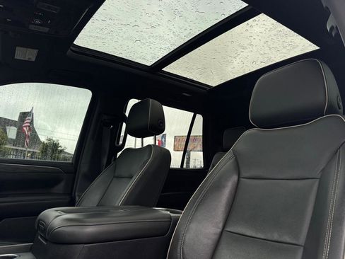 Used 2021 GMC Yukon SLT w/ SLT Luxury Plus Package RWD image 16
