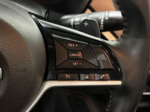 Used 2025 Nissan Altima 2.5 SR AWD/4WD image 6