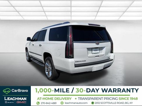 Used 2020 Cadillac Escalade ESV Premium Luxury AWD/4WD image 4