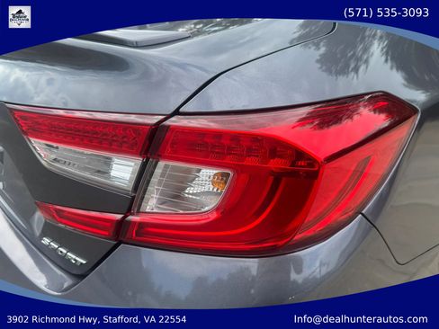 Used 2018 Honda Accord Sport image 12