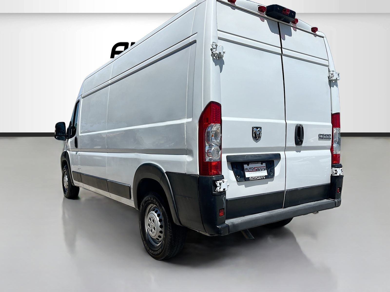 Used 2024 RAM ProMaster 2500 w/ Convenience Group FWD image 5