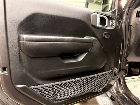 Used 2021 Jeep Gladiator Rubicon w/ Trailer Tow Package image 19