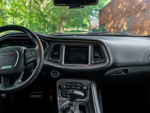 Used 2017 Dodge Challenger SXT Plus RWD image 10