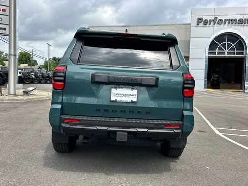 Used 2025 Toyota 4Runner TRD Off-Road Premium AWD/4WD image 15