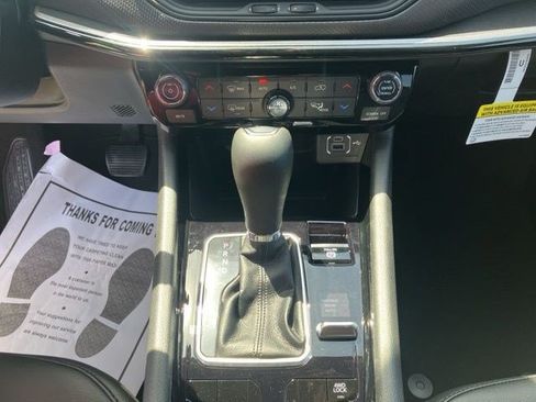 New 2026 Jeep Compass Limited AWD/4WD image 17