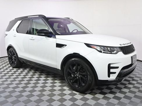 Used 2020 Land Rover Discovery Landmark AWD/4WD image 8