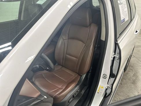 Used 2020 Buick Enclave Avenir w/ Avenir Technology Package FWD image 13