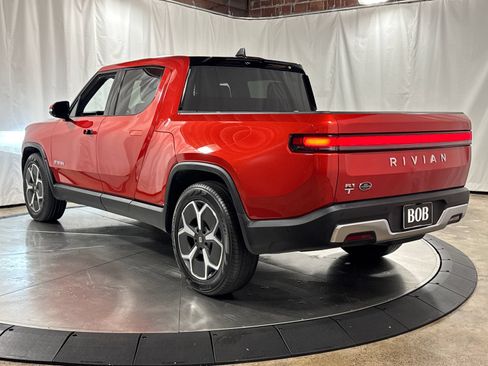 Used 2024 Rivian R1T Adventure AWD/4WD image 9