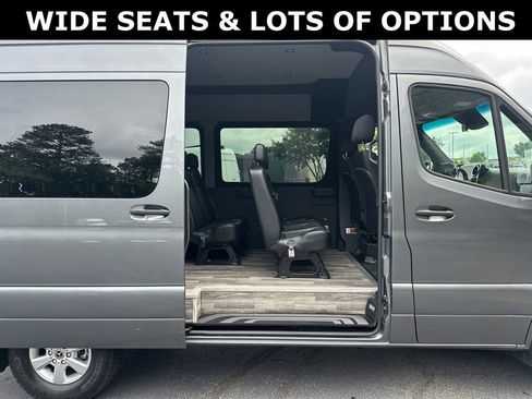Used 2023 Mercedes-Benz Sprinter 2500 image 17