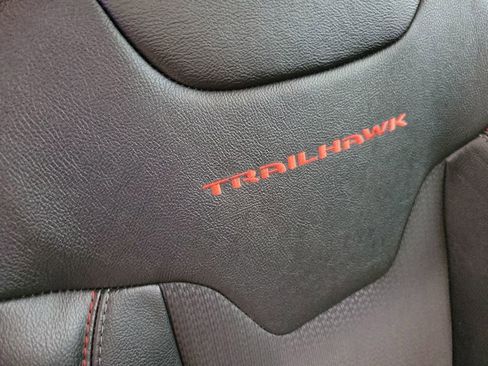 Used 2023 Jeep Compass Trailhawk w/ Trailhawk Convenience Group image 27