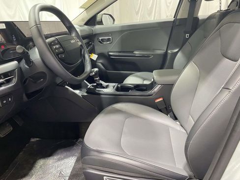 New 2026 Kia K4 EX image 14