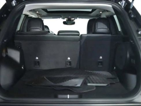 Certified 2021 Jeep Cherokee Limited image 32