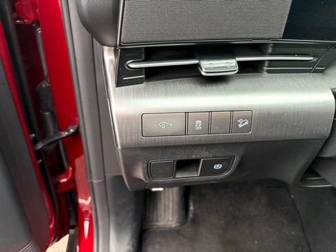 Certified 2024 Hyundai Kona SEL image 9