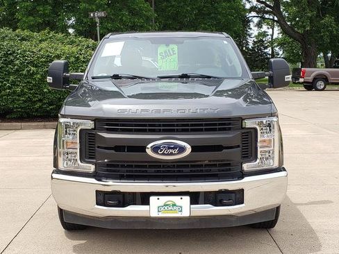 Used 2018 Ford F250 XL w/ Power Equipment Group RWD image 9