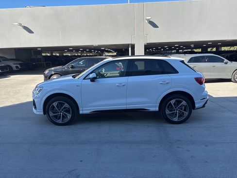 New 2025 Audi Q3 2.0T Premium image 9