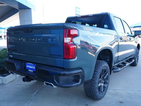 New 2026 Chevrolet Silverado 1500 Custom Trail Boss w/ LPO, Dark Essentials Package image 11