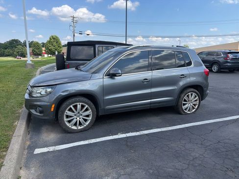 Used 2016 Volkswagen Tiguan SE FWD image 12