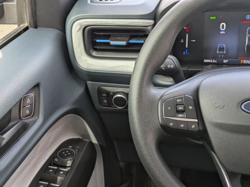Used 2025 Ford Maverick XLT FWD image 22