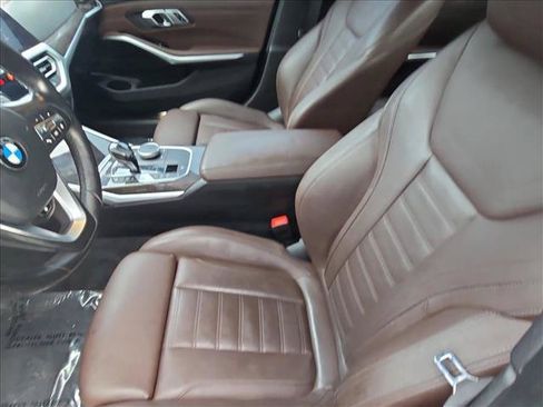 Used 2019 BMW 330i xDrive Sedan AWD/4WD image 17