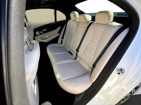 Used 2022 Mercedes-Benz E 350 Sedan image 22
