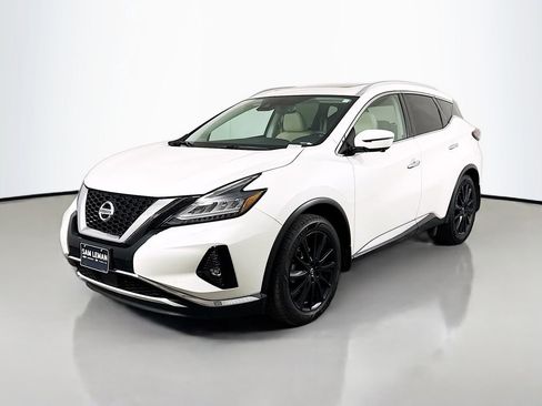 Used 2019 Nissan Murano Platinum image 3
