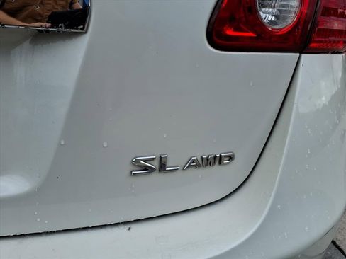 Used 2012 Nissan Rogue SL AWD/4WD image 6