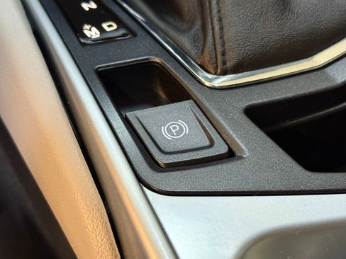 Used 2015 Cadillac SRX Performance w/ Driver Awareness Package image 33