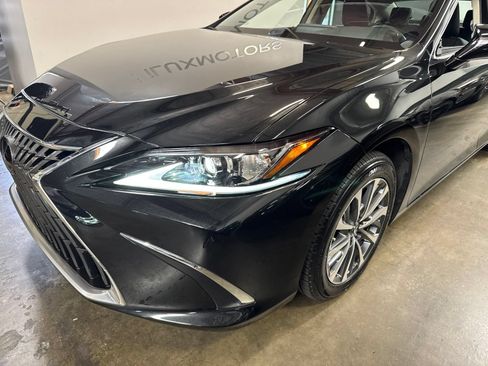 Used 2024 Lexus ES 350 w/ Accessory Package (Z2) FWD image 4