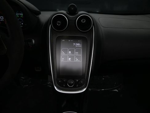 Used 2019 McLaren 570S Spider image 26