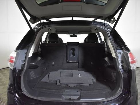 Used 2016 Nissan Rogue SL AWD/4WD image 32
