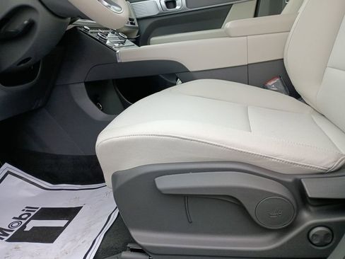 New 2026 Hyundai Santa Fe SE FWD image 18