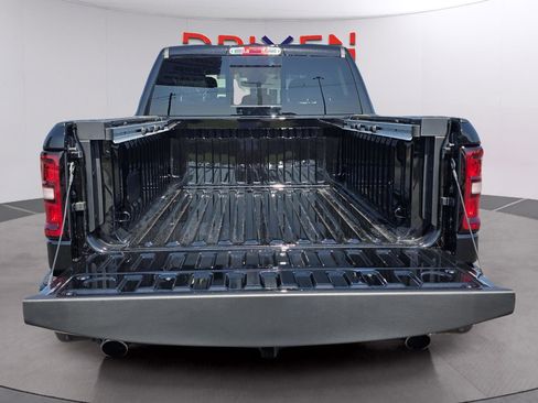 New 2026 RAM 1500 Big Horn AWD/4WD image 34