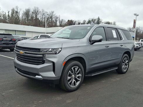 Used 2023 Chevrolet Tahoe LT w/ Luxury Package image 3