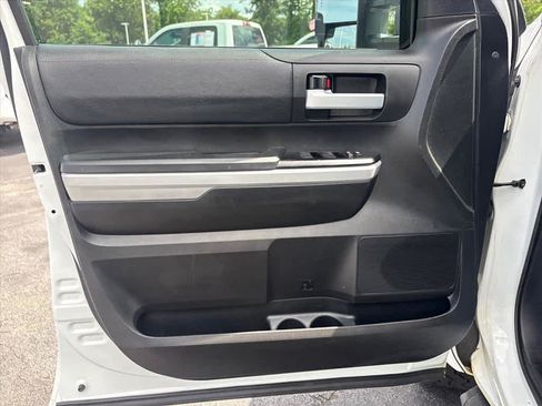 Used 2019 Toyota Tundra SR5 w/ SR5 Upgrade Package AWD/4WD image 20