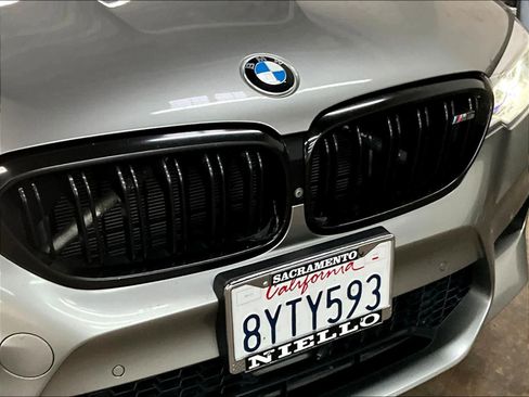 Used 2018 BMW M5 image 30