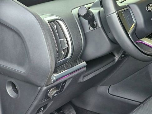 Used 2025 Ford Expedition Max Platinum w/ Stealth Appearance Package image 16