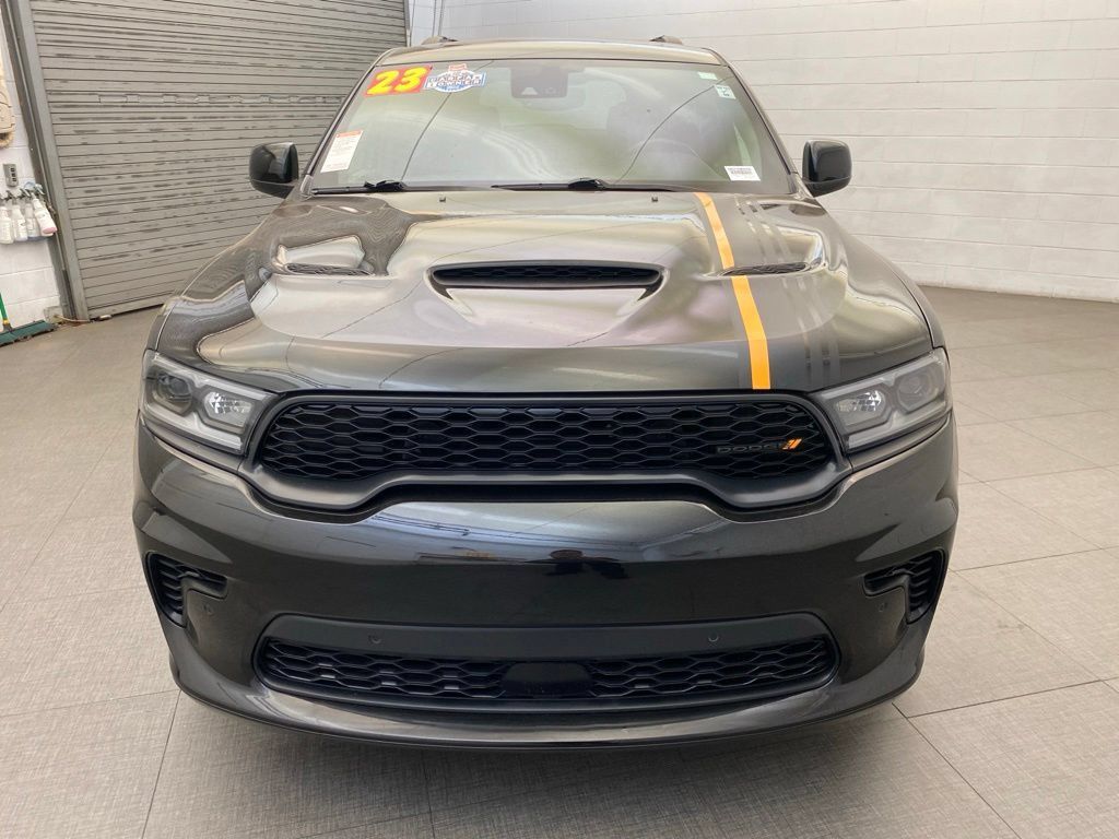 Used 2023 Dodge Durango R/T w/ Hemi Orange Plus Package AWD/4WD image 3
