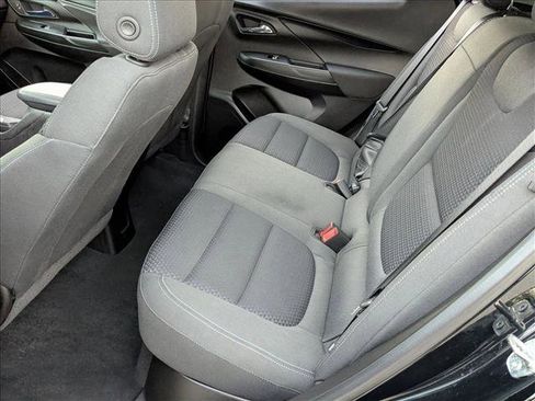 Used 2022 Chevrolet Bolt LT image 17