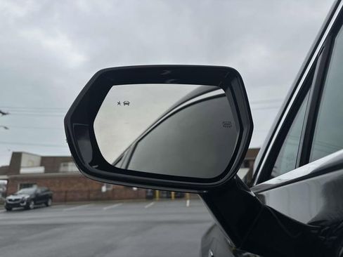 Certified 2024 Cadillac XT4 Luxury w/ Cold Weather Package image 42