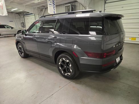 Used 2026 Hyundai Santa Fe SEL image 4