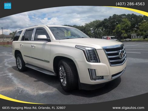 Used 2015 Cadillac Escalade 2WD image 7
