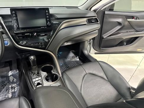 Used 2022 Toyota Camry XSE FWD image 24