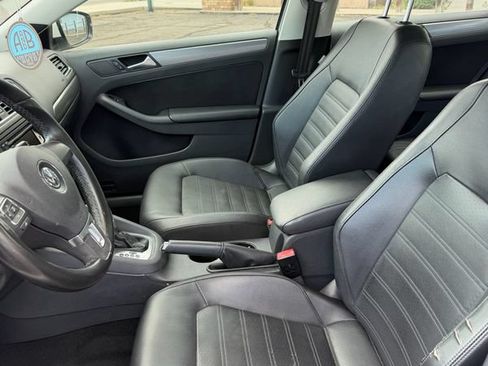 Used 2013 Volkswagen Jetta SEL FWD image 15