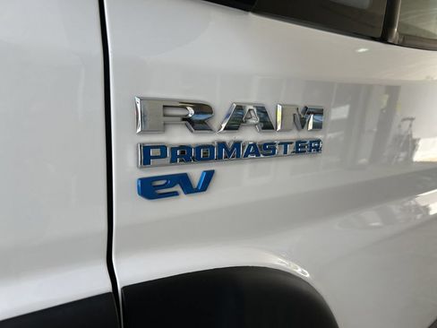 Used 2024 RAM ProMaster 3500 w/ Delivery Van Package FWD image 14