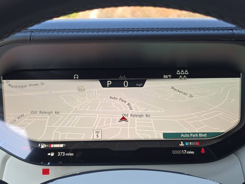 New 2026 Land Rover Range Rover Long Wheelbase SE image 19