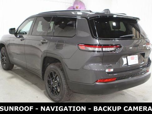 New 2025 Jeep Grand Cherokee L Altitude image 28