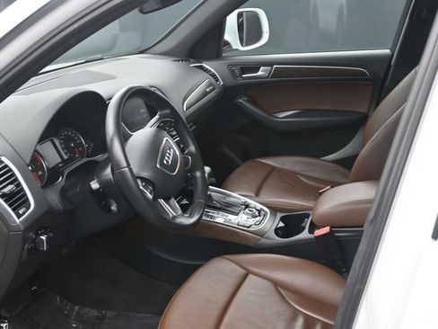 Used 2017 Audi Q5 2.0T Premium AWD/4WD image 7
