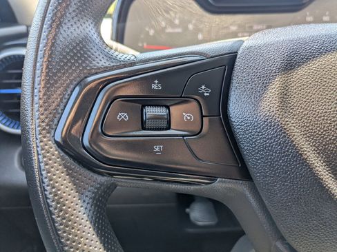 Used 2024 Chevrolet Trax LS w/ Driver Confidence Package FWD image 20