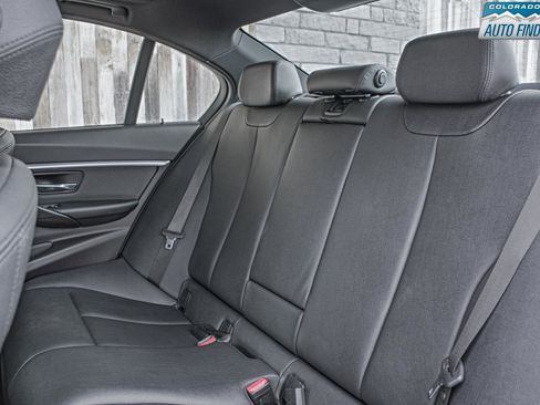 Used 2018 BMW 330i xDrive Sedan AWD/4WD image 25